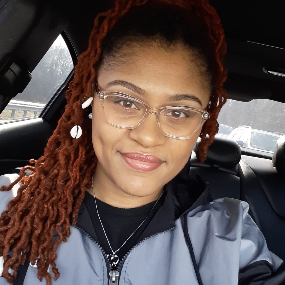 Meet your Posher, Lamia